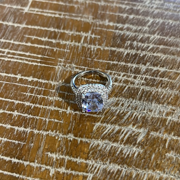 Blue Diamond Cubic Zirconia Ring size 7. New in gift box. - Picture 2 of 7